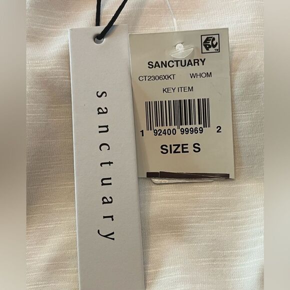 Sanctuary Cold Shoulder Top - Picture 5 of 7